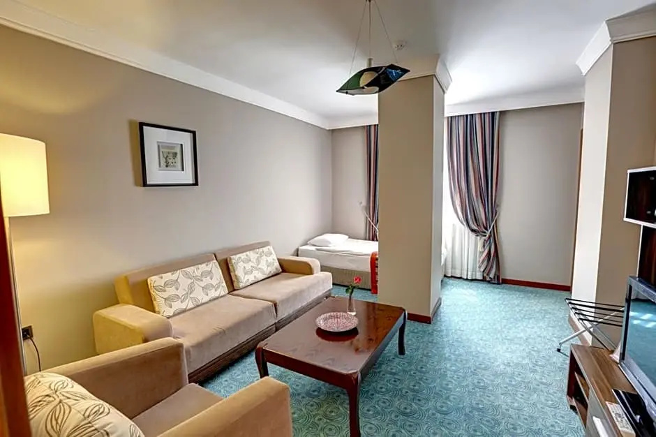 Standard Suite