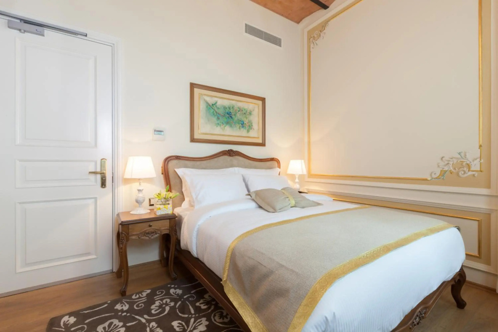 Hotel Pera Parma: фото 2
