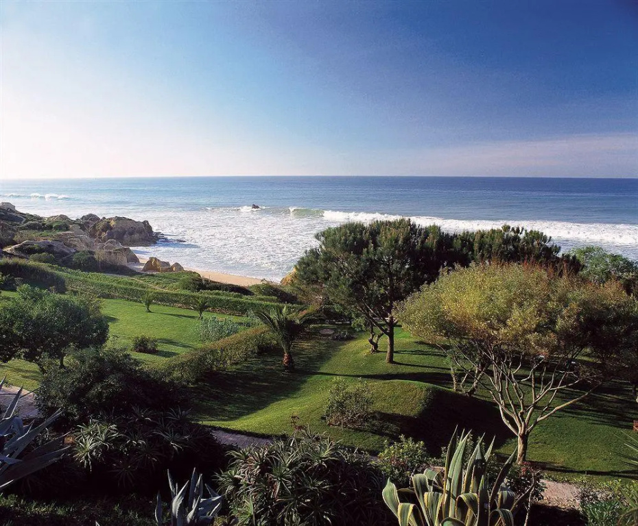 Beach & Waterfront