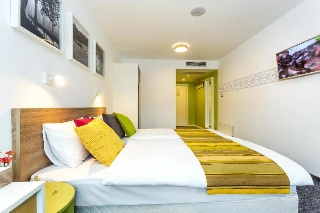 Hotel Compliment - Chambres