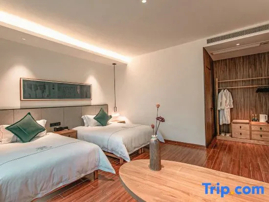 Standard Double Family room (twin beds)