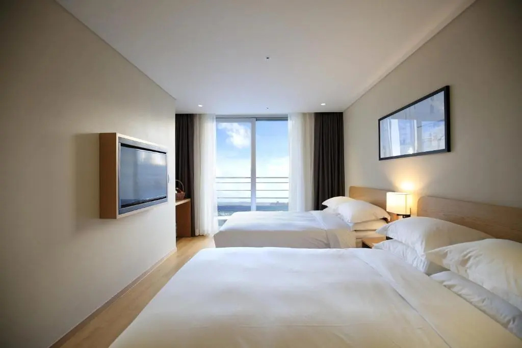 Deluxe Family room with partial sea view