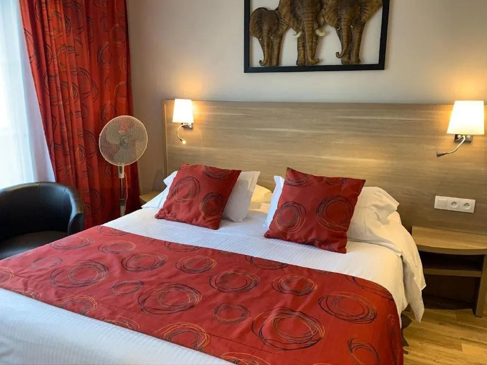Contact Hôtel - Hôtel les Bleuets & SPA - Général
