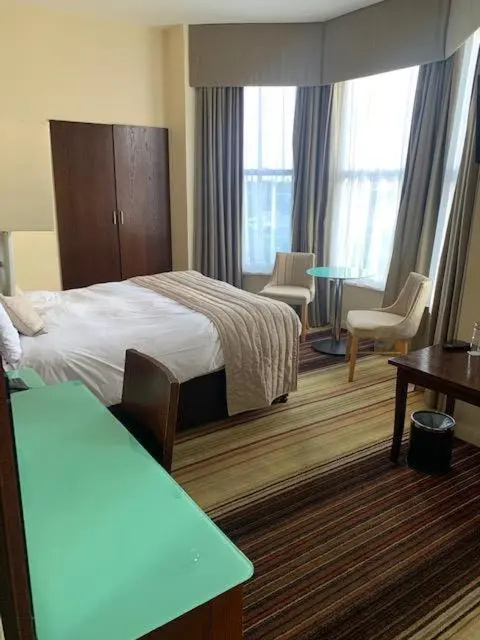 The Prom Hotel - Chambres