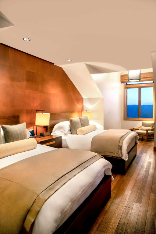 Standard Quadruple room (2 full double beds)