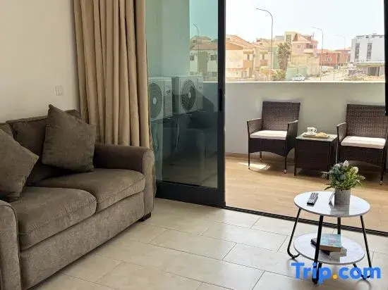 JoLi Beach House - Second Floor T1 Beautiful and Authentic Island Living