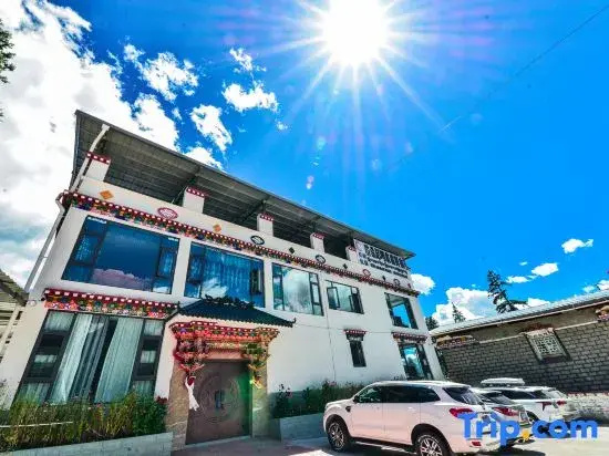 Lulang Luosang Nima Family Homestay