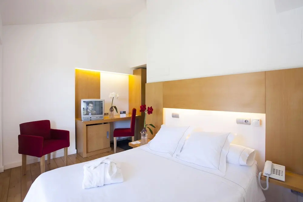 Tierra De Biescas Hotel - Chambres
