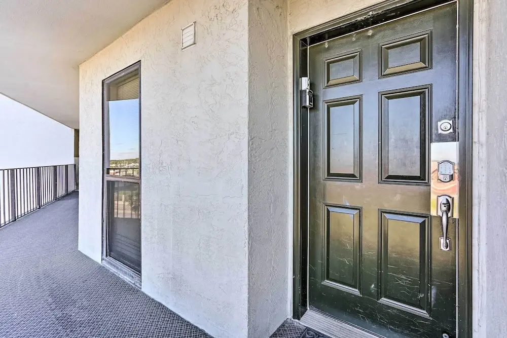 Chic PCB Condo w/ Pool Access + Beachfront Balcony