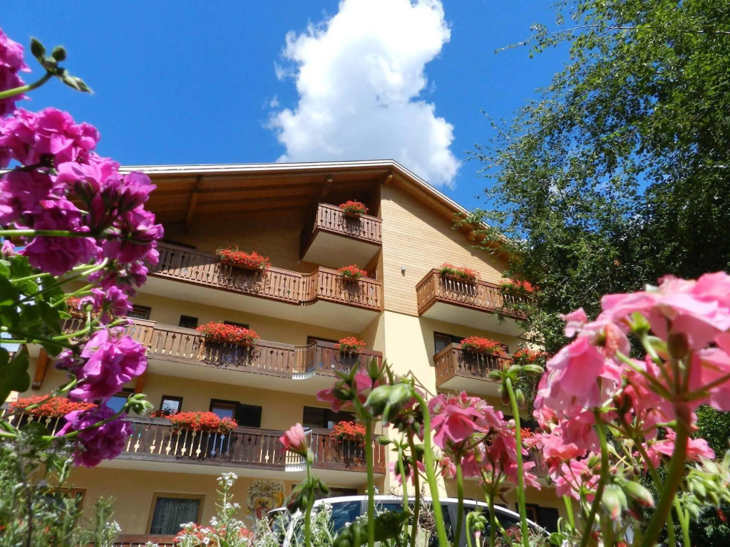 Cimon Dolomites Hotel