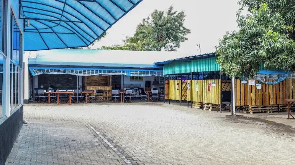 Pearldew Hotel