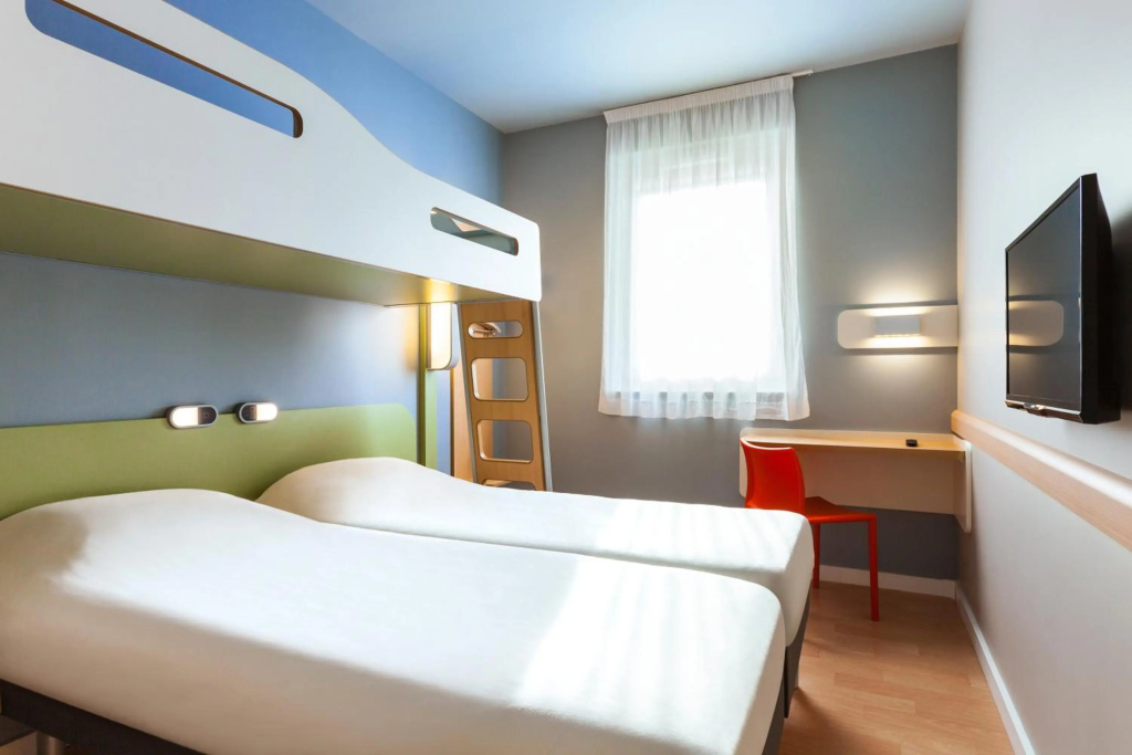 Voir la photo 3 — ibis budget Sens