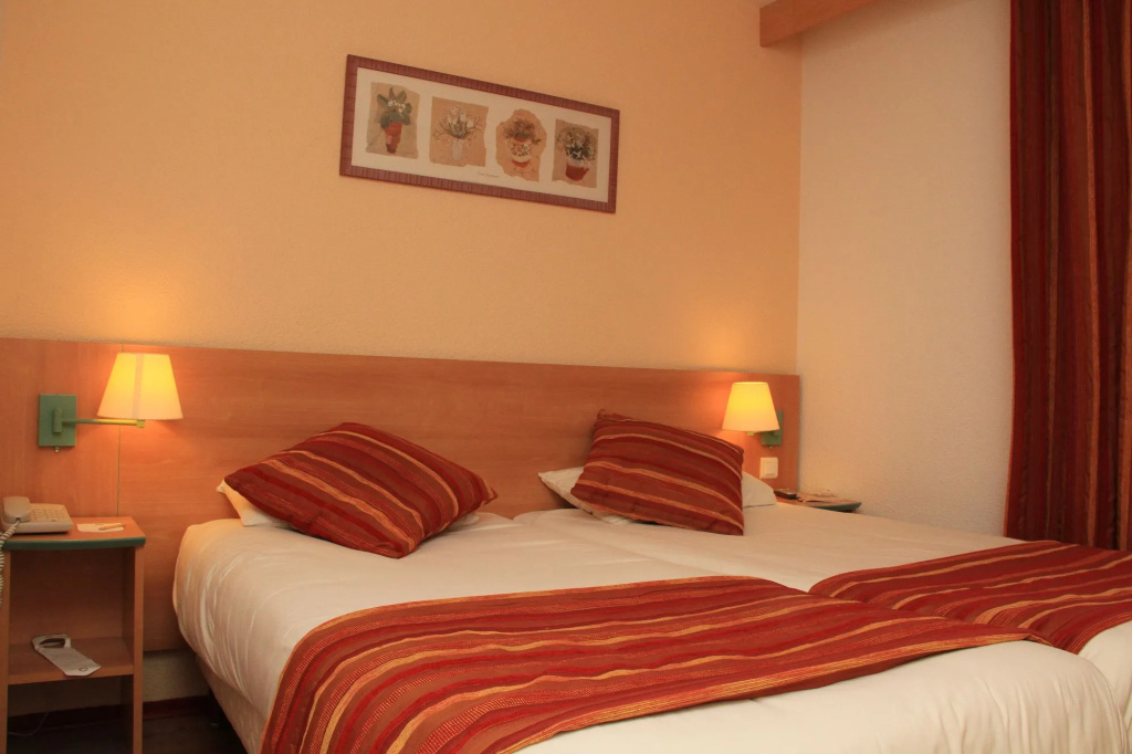 Logis Hotel Uzes Pont du Gard - Général