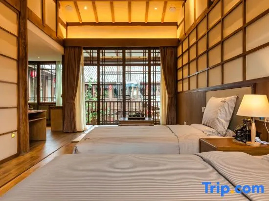 Double Suite (twin beds)