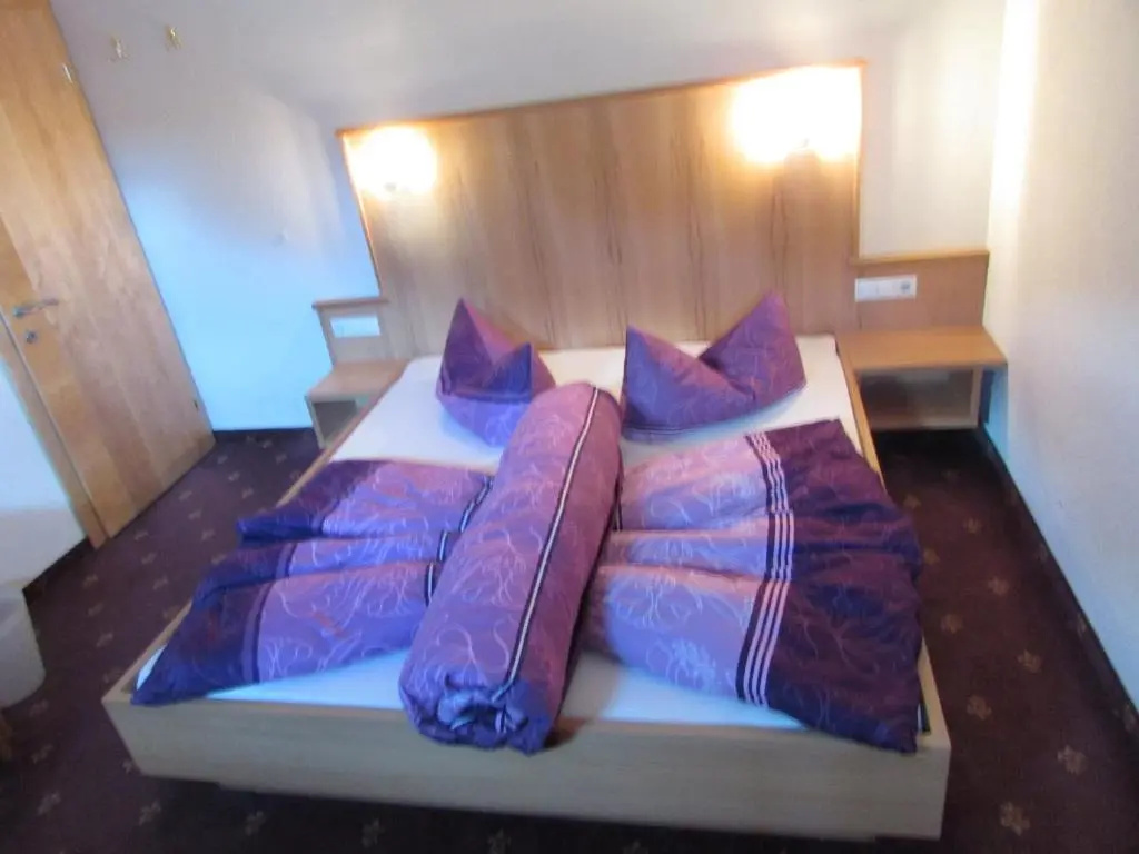 Haus Alpenflora - Chambres
