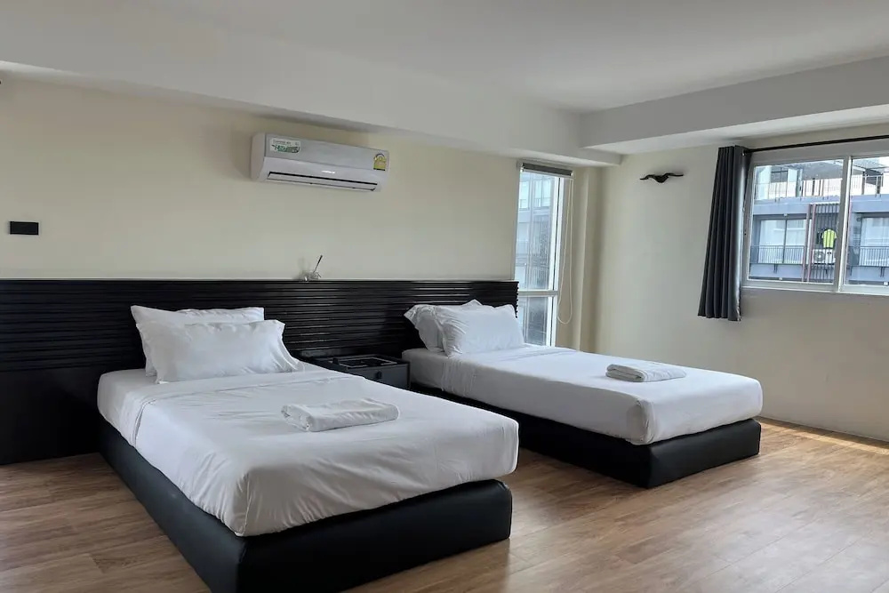 Отель VS Beachfront в Паттайе