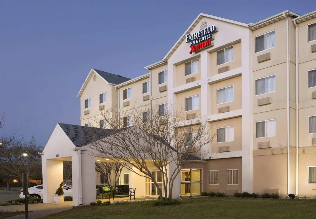 Fairfield Inn & Suites Fort Worth University Drive