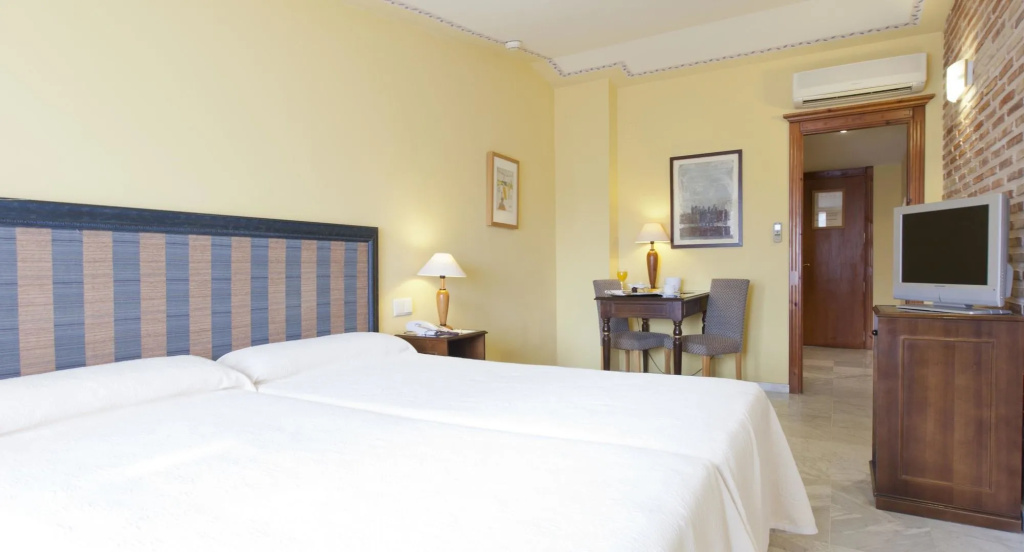 Hotel Ad Hoc Parque Golf - Général
