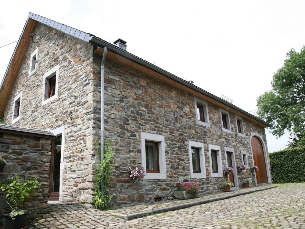 Lovely Cottage in Waimes With Sauna