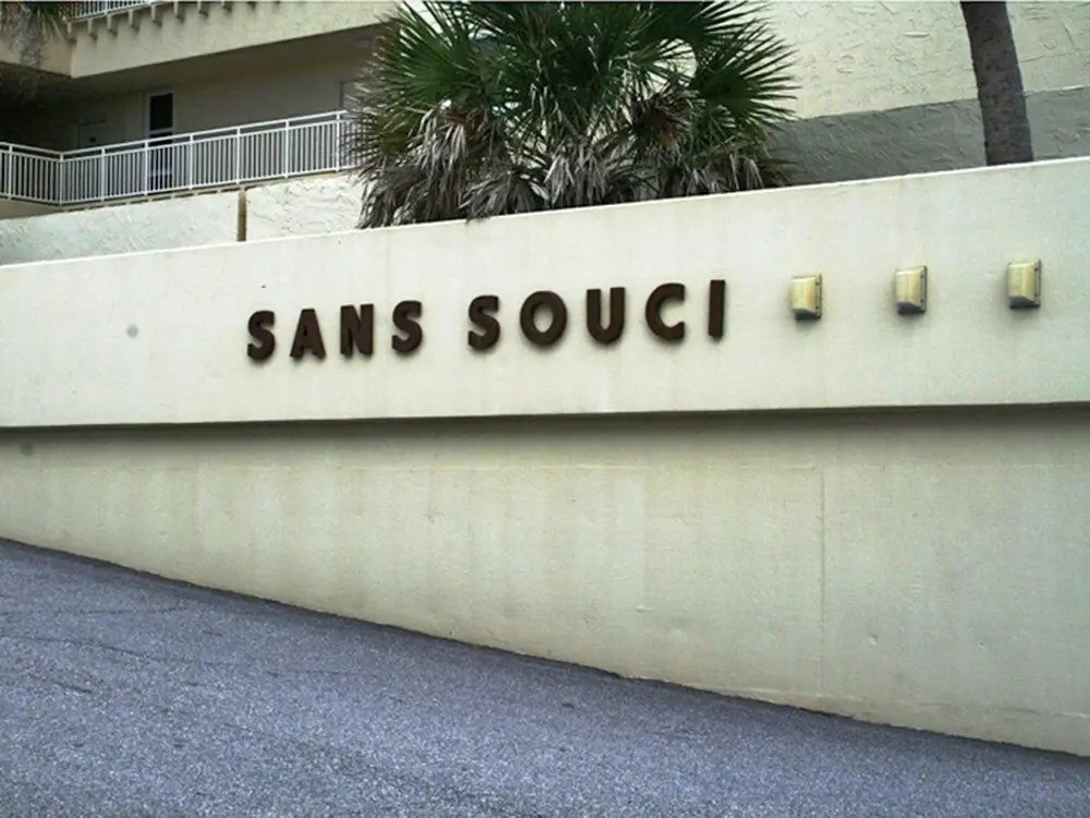 Sans Souci 202