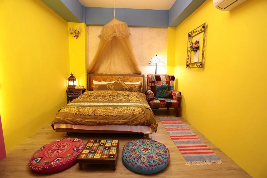 Deluxe Double room with balcony (full double bed)