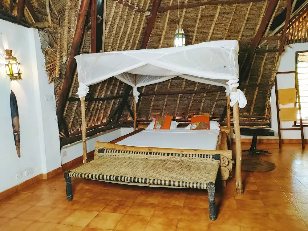 Standard Double Cottage with garden view twin beds