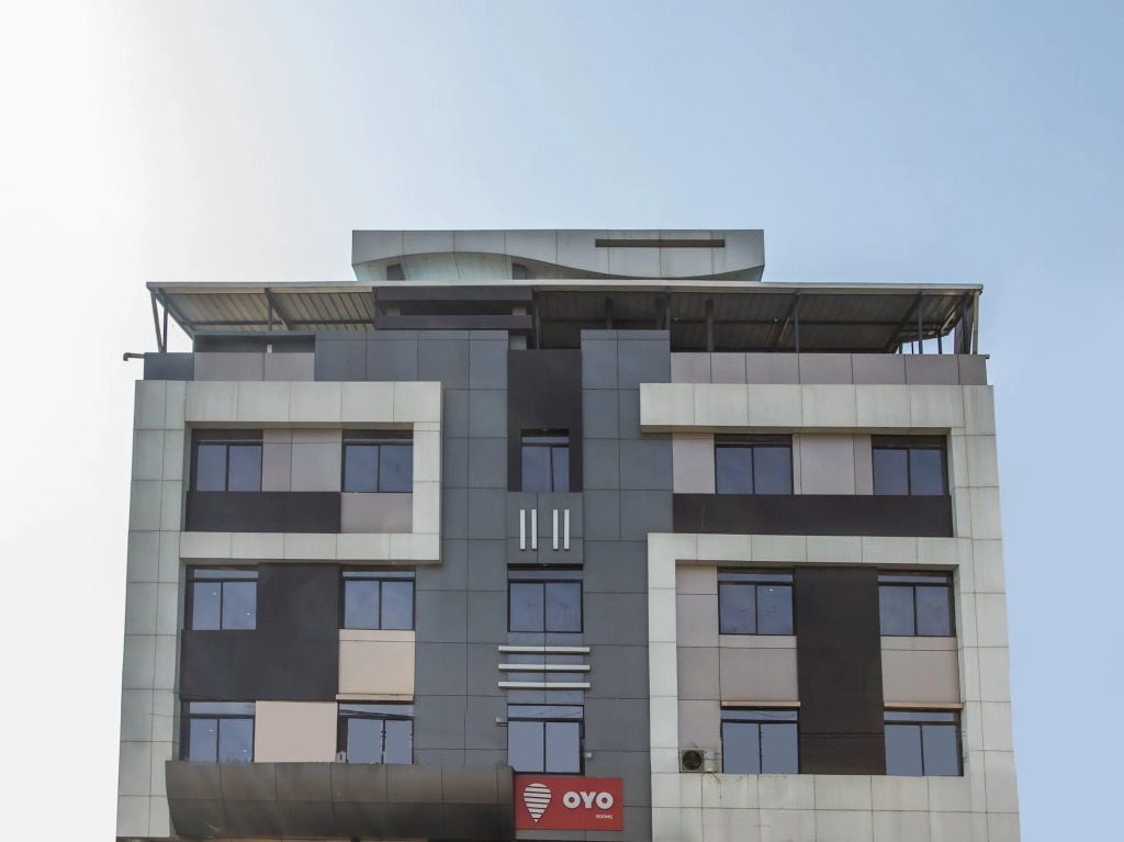 Fabexpress Sundaram Palace