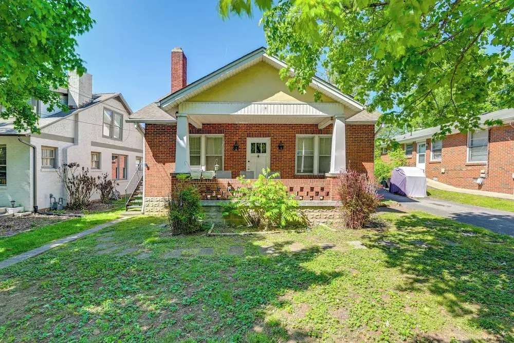 Convenient Nashville Home ~ 3 Mi to Downtown!