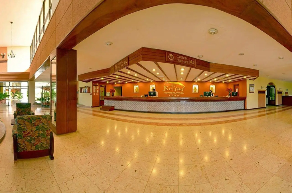 Lobby & Reception