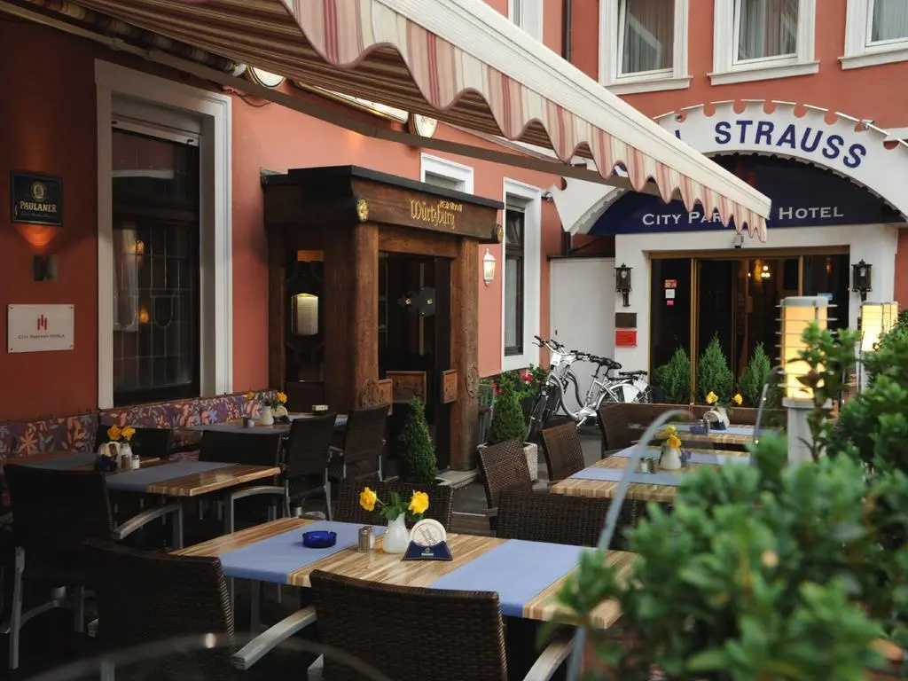 City Partner Hotel Strauss - Général