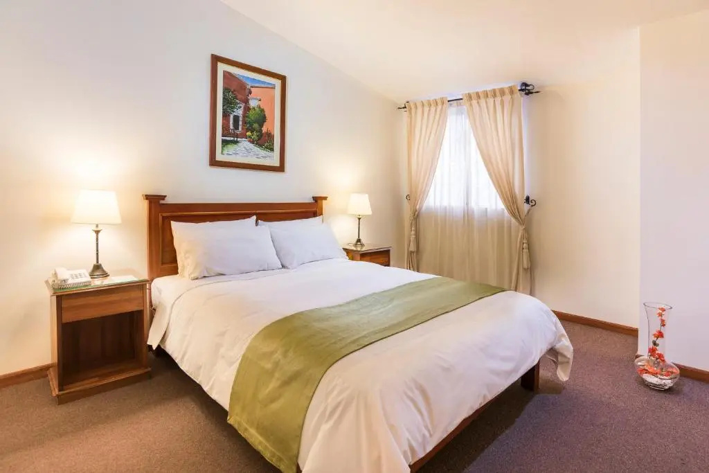Hotel Natura Inn - Chambres