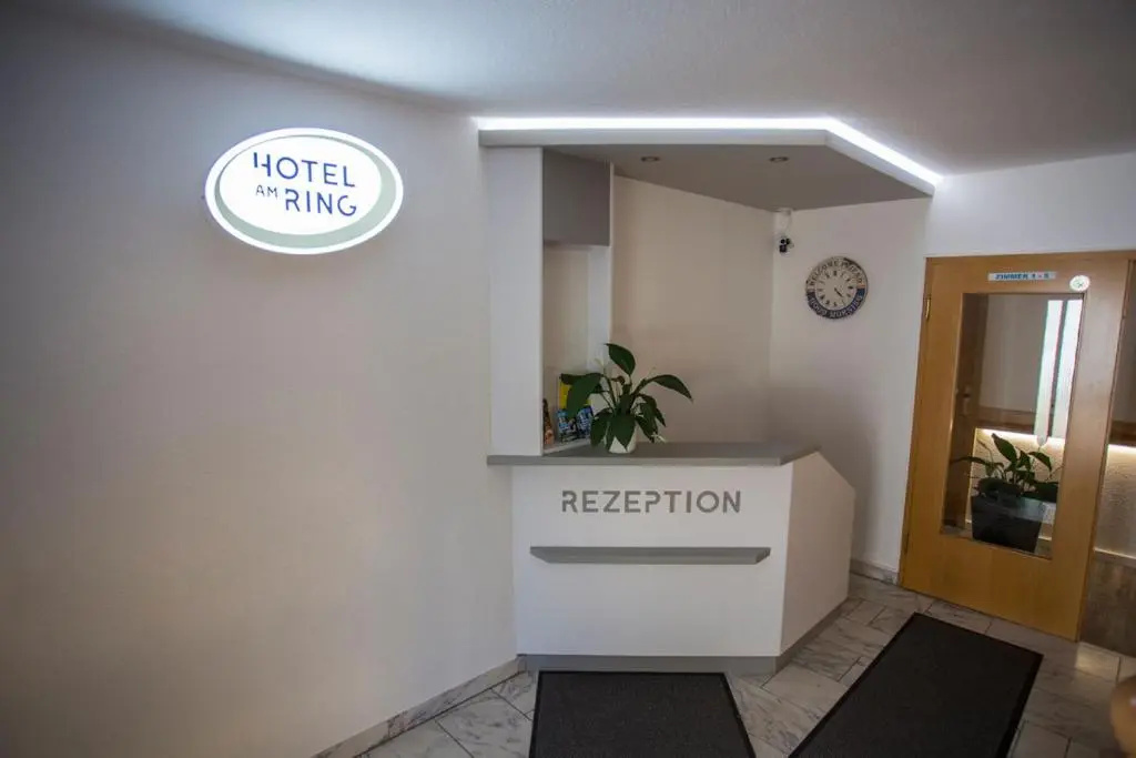 Lobby & Reception