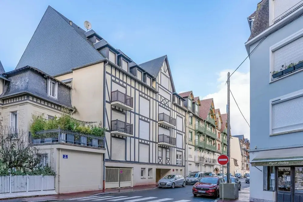 Voir la photo 1 — Charm 2 Rooms With Parking in Heart of Deauville