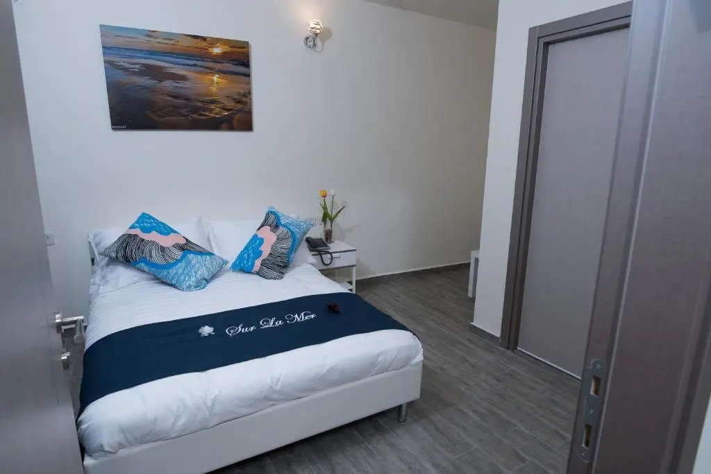 Sur La Mer Hotel - Chambres