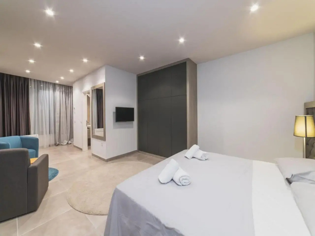 Luxury Villa Trogir 3 with private pool, jacuzzi and gym by the beach on Ciovo - Okrug Donji - фото 6