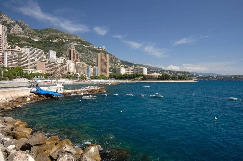 Beach & Waterfront