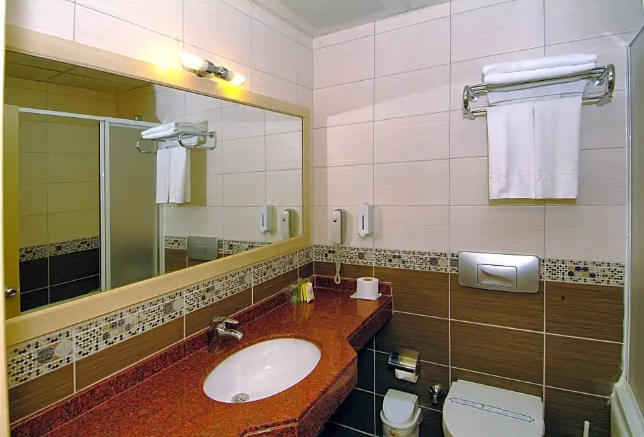 Economy Family room
