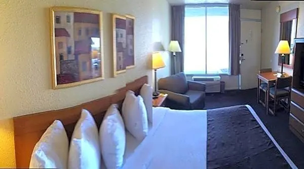 Whitten Inn University - Chambres