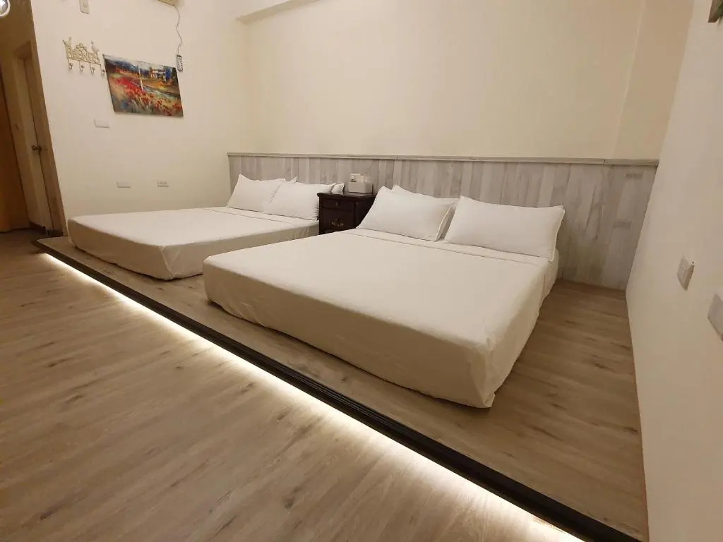 Deluxe Quadruple room