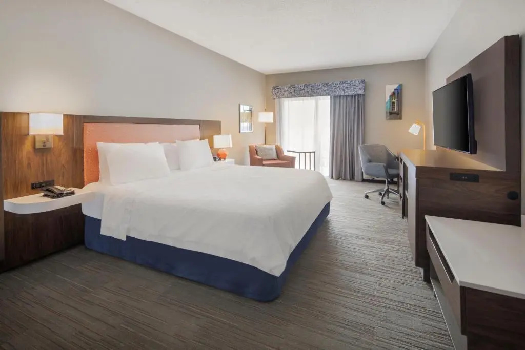 Standard room with balcony