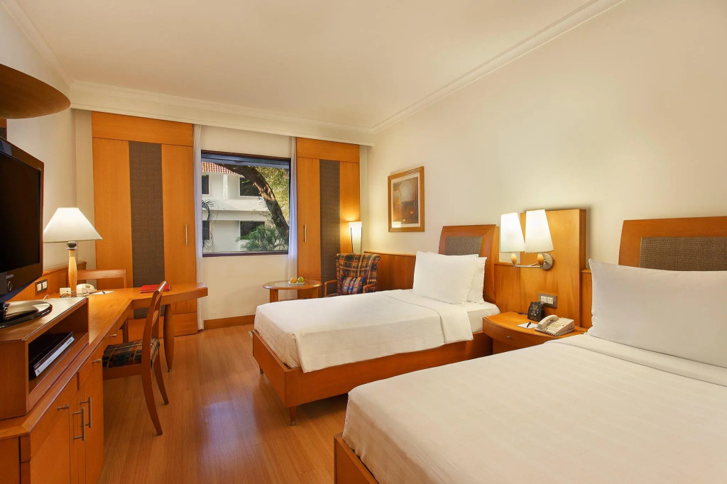Standard Club room