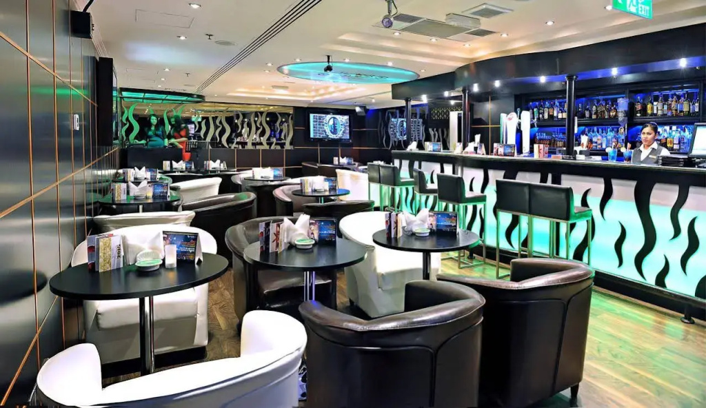 Signature Inn Deira - Free Parking 48