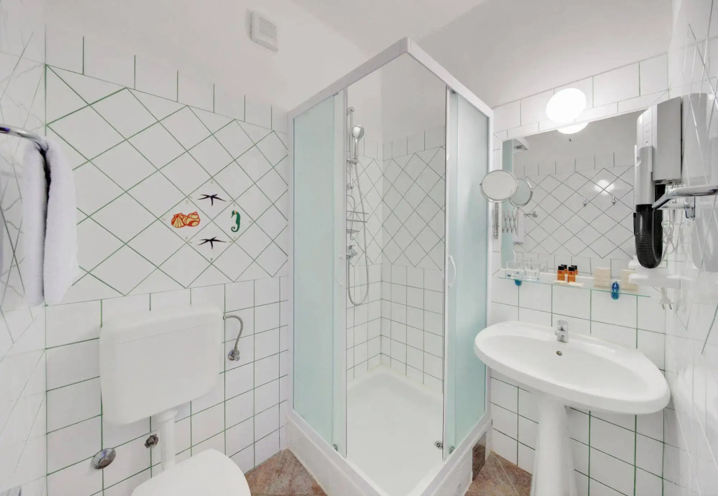 Hotel photo 37