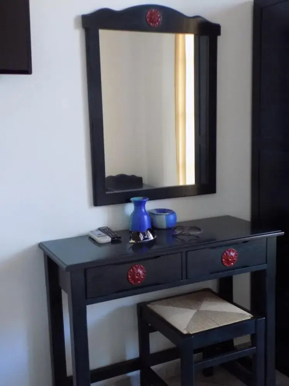 Economy Studio
