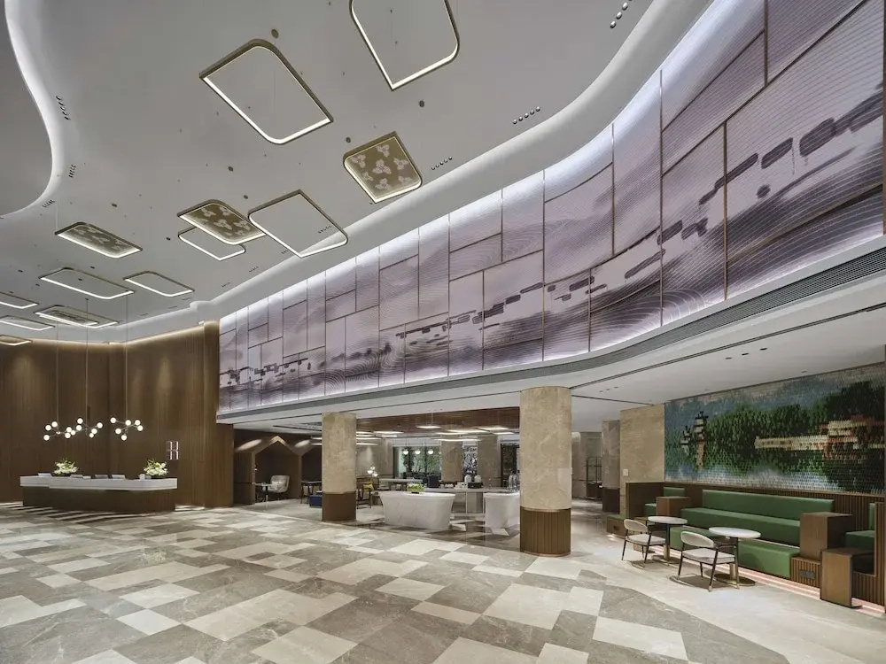 Lobby & Reception