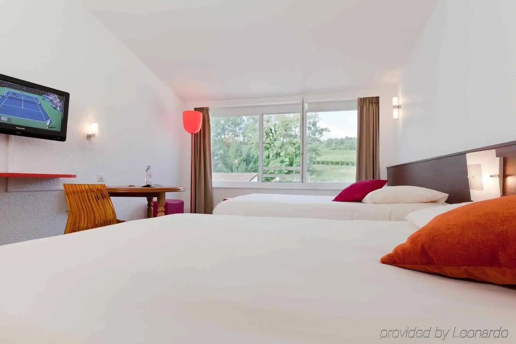 Ibis Styles Mâcon Saint Albain La Salle