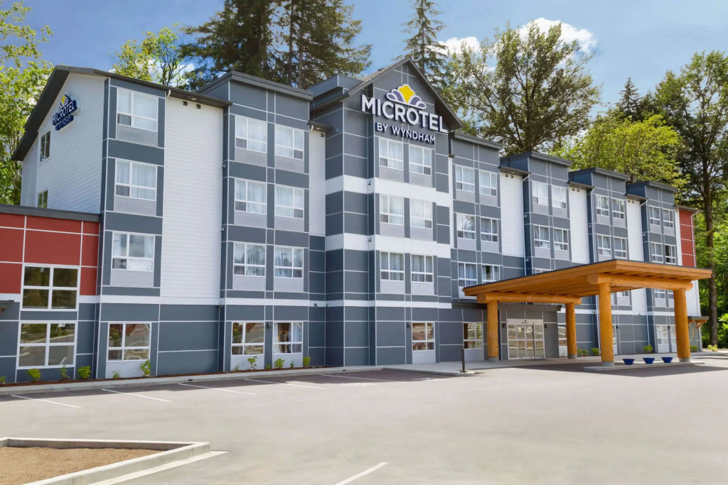 Microtel Inn & Suites by Wyndham Oyster Bay
