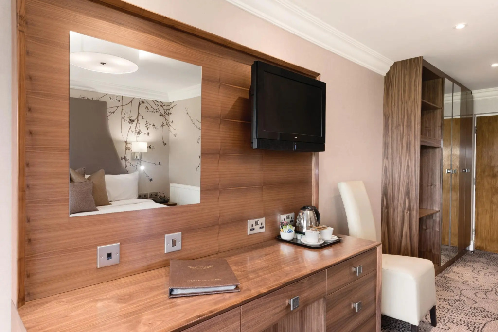 Superior room