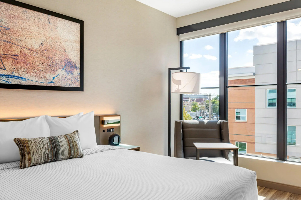 Cambria Hotel New Haven University Area — фото 6