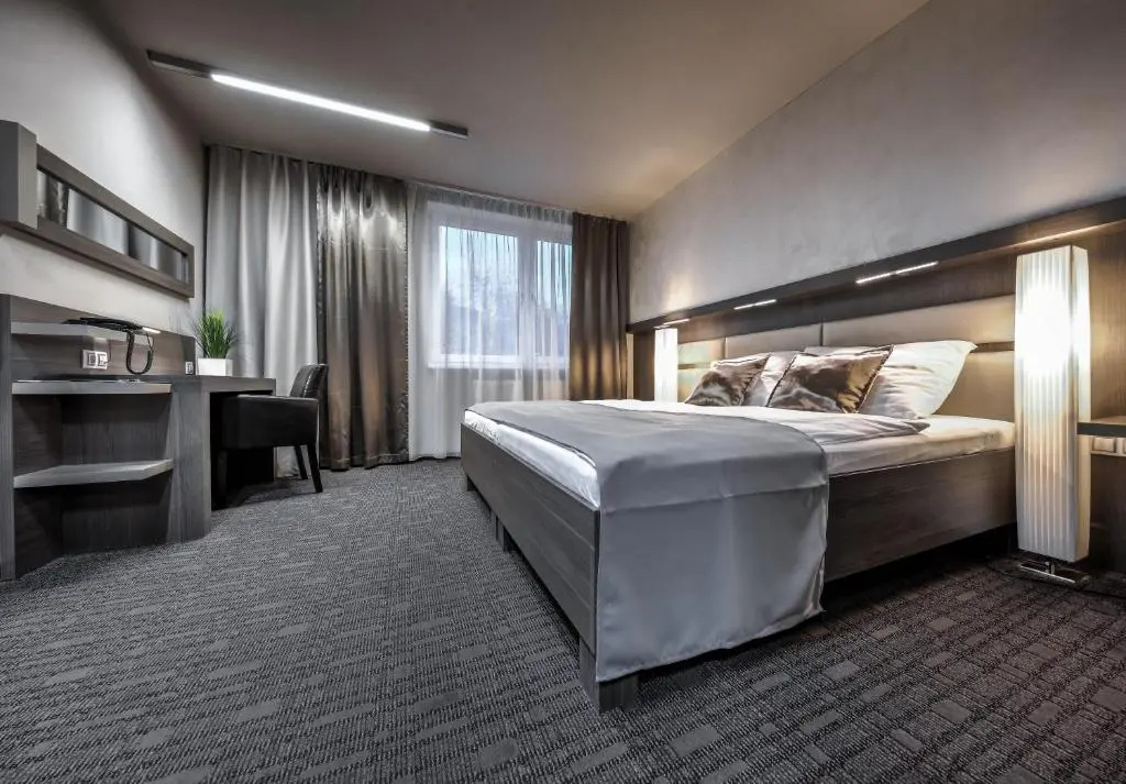 Superior Double room (full double bed)
